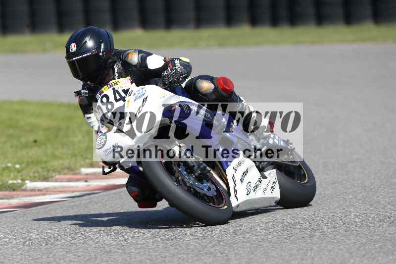 /44 09.08.2025 Plüss Moto Sport ADR/Freies Fahren/284